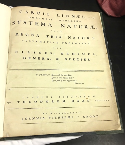 Systema Naturae 1735 - title page (© KS / Rolling Harbour)